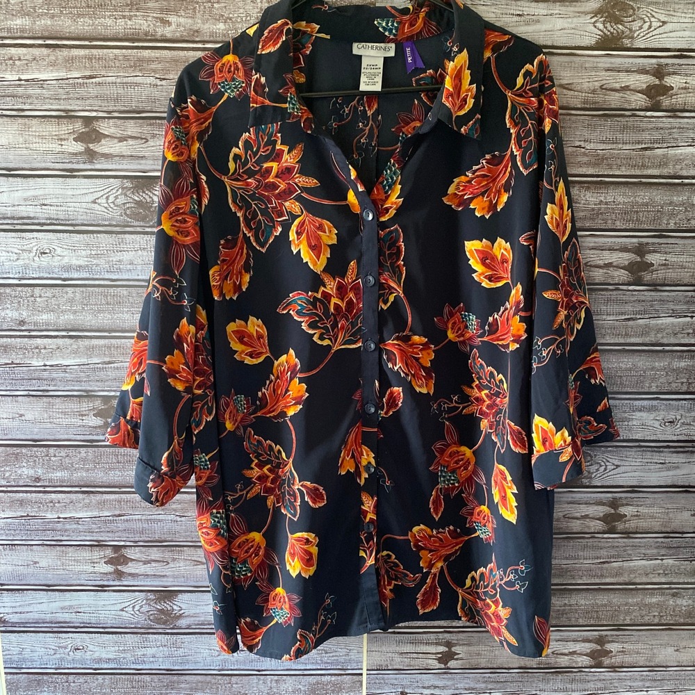 Catherines Women's Button-Down Blouse‎ Size 2XWP Navy Blue Floral V-Neck